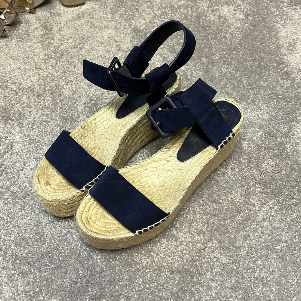 Vince Sandals